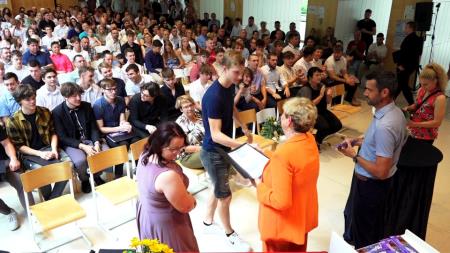 Podelitev maturitetnih spričeval na SŠ Ravne (8)